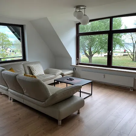 Ferienwohnung Meerzeit Mit Direktem Meerblick In Scharbeutz Διαμέρισμα *